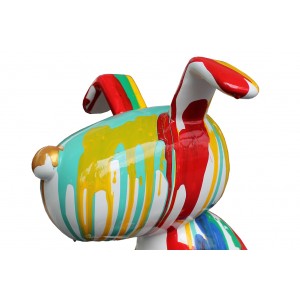 Statuette chien assis peinture multicolore en résine -  zoom tête du chien - DOGGY 03