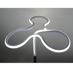 Lampadaire design et original LED angulaire - ambiance 2 -  CALUM