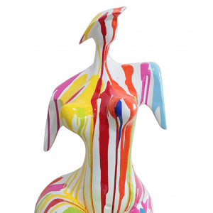 Sculpture femme assise multicolore en résine blanche - zoom buste - ARMILLE