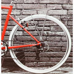 Tableau en toile imprimée vélo vintage avec cadre en bois noir 30x40 cm - zoom - BICILETA