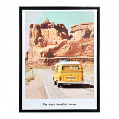 Tableau en toile imprimée van vintage jaune et canyon avec cadre en bois noir 30x40cm - Vue de face -  BEAUFIFUL