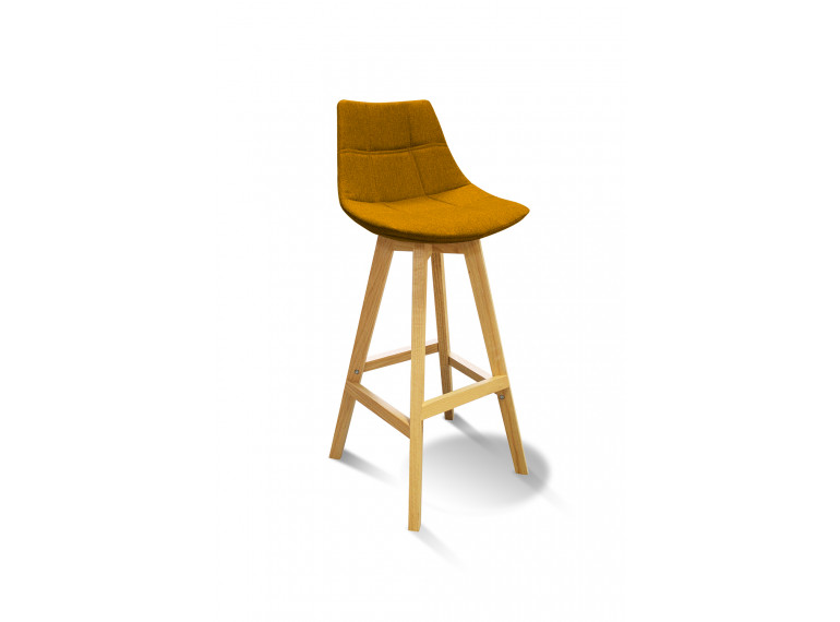 Chaise haute de bar scandinave avec piètement bois - coloris jaune - vue de 3/4 - DEB