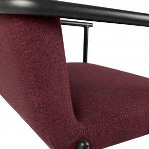 Chaise en tissu avec pied en métal noir - coloris rouge - zoom - JASPE