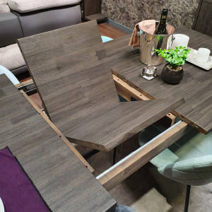 Table de repas extensible L180/220 cm en bois massif cendré et métal noir - zoom rallonge - BELLAGIO