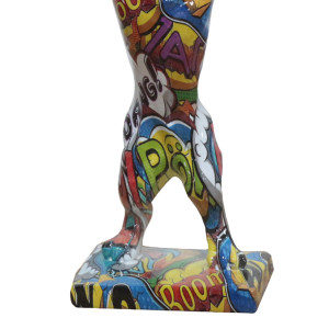 Statuette chien debout avec pneu en résine motifs multicolore cartoon 16 x 32 x 12 cm - zoom bas de la statuette - POPART