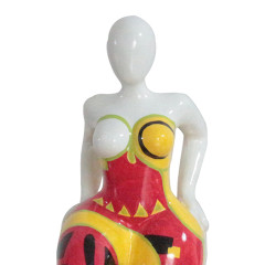 Statue femme debout jambe levée en résine avec formes abstraites multicolores 13 x 33 x 10 cm - zoom haut statue - RAGASA