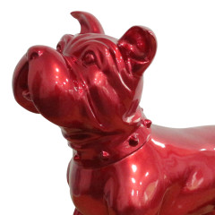 Statue chien staffordshire bull terrier avec collier clouté en résine rouge 60 x 48 x 25 cm - zoom tête du chien - HUND