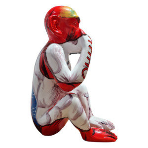 Statue singe rouge assis en résine H39cm - MARLIN