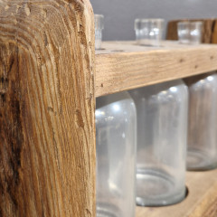 Décoration support en pin recyclé avec 3 vases en verre 39 x 13 x 25 cm - zoom sur le bois de pin recyclé - ORIGIN