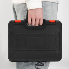Boîte à outils noire et rouge avec 45 pièces en acier et polypropylène - photo boîte portée à la main - MAC