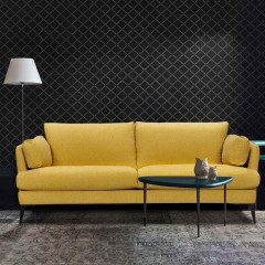 Canapé droit 2 places en tissu chiné jaune avec pieds métal noir - DANY - vue en ambiance