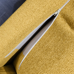 Canapé droit 2 places en tissu chiné jaune avec pieds métal noir - DANY - zoom fermeture éclair