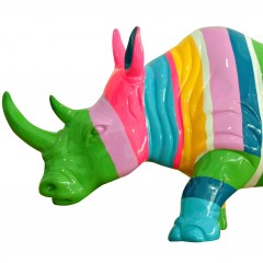 Statue rhinocéros multicolore corne verte L54 cm - zoom tête - NOMBI