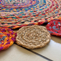 Tapis rond en jute multicolore artisanat indien 90cm - JALNA - zoom ambiance