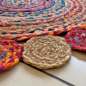Tapis rond en jute multicolore artisanat indien 90cm - JALNA - zoom ambiance