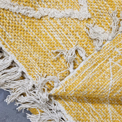 Tapis ethnique jaune en coton avec motifs et franges 120x180cm - MARA - zoom franges