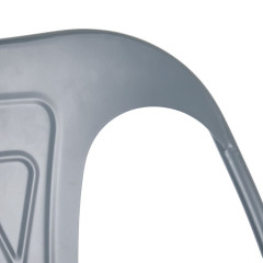 Chaises en métal gris style industriel avec perforations sur l'assise - STEAL - zoom dossier arrondi