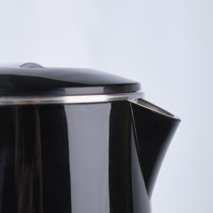 Bouilloire électrique en inox noir 2,5L - VAPO - zoom bec verseur