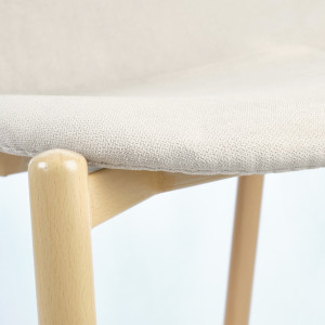 Chaises en tissu et piétement en métal effet bois - Beige - LOLI - zoom assise