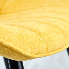Chaise en tissu jaune avec surpiqures pieds en métal noir - LINDA - zoom assise incurvée