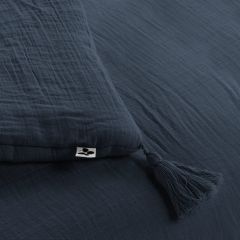 Édredon chemin de lit en gaze de coton 90x200 bleu nuit avec pompons - GAIA - vue plié
