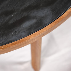 Table basse ronde en bois de manguier massif et plateau marbre noir - JENA