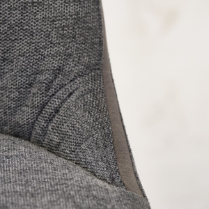 Chaise en tissu chiné avec liseré & pieds en métal - gris anthracite - vue zoom - DENIZA
